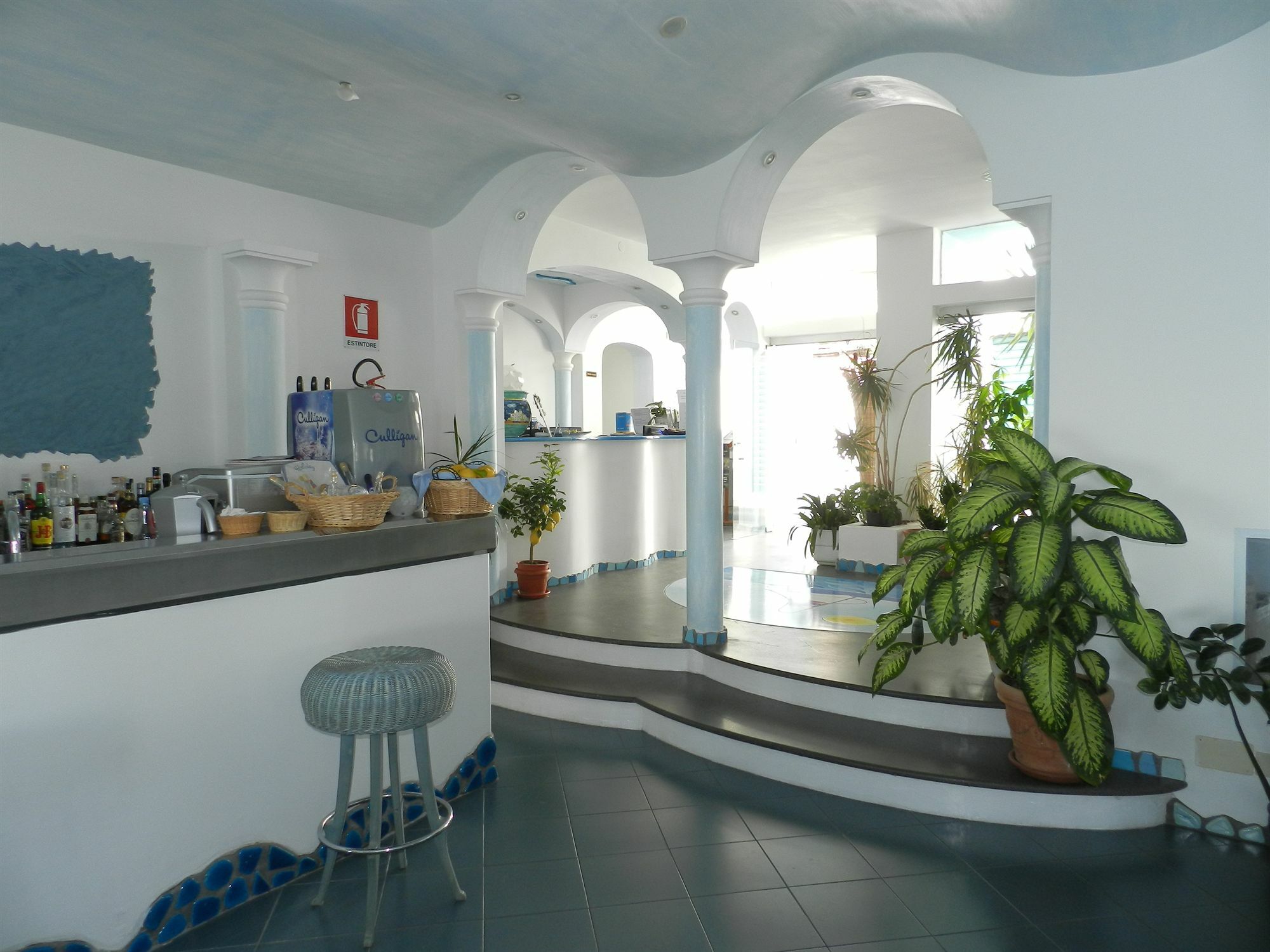 Hotel Hotel Holiday