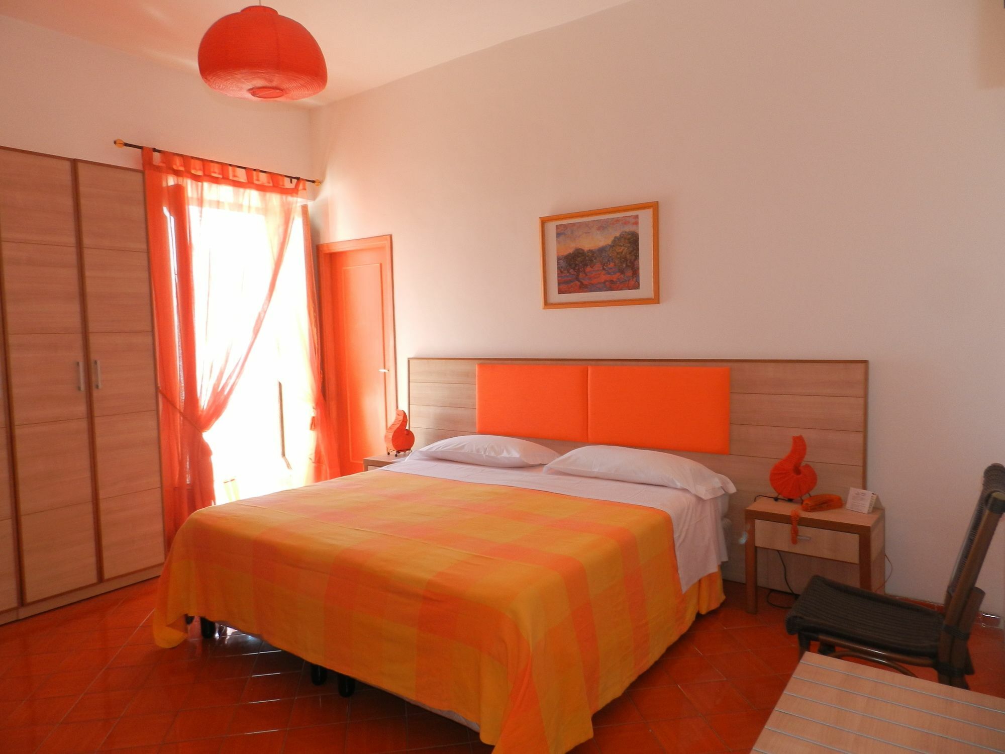 Hotel Hotel Holiday 3*